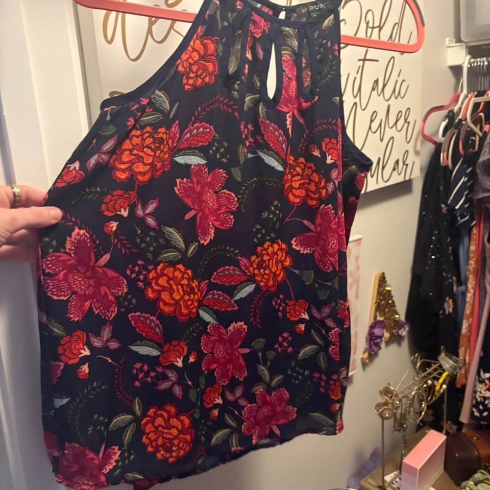 Floral Sleeveless Top - Black and Red